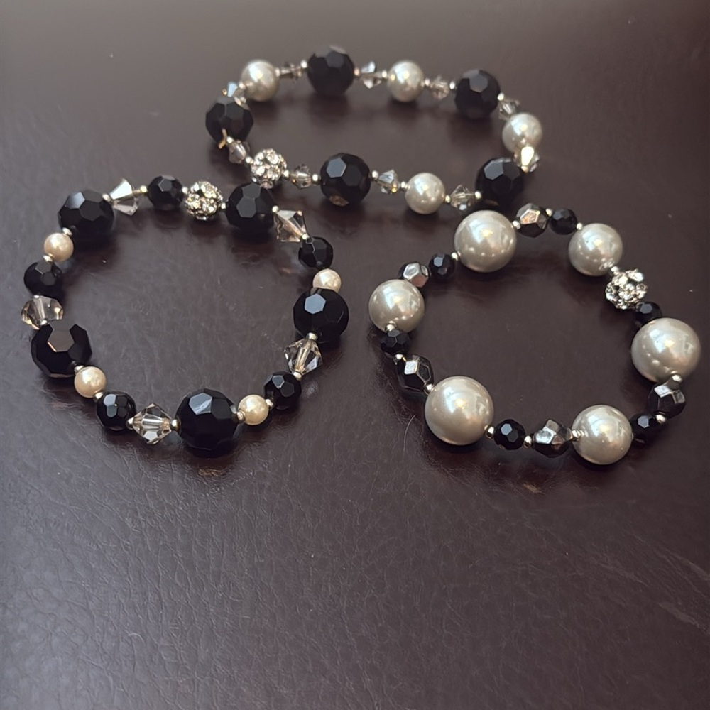 Vintage White House Black Market Black Pearl Crystal Stretch Bracelet Stack Trio